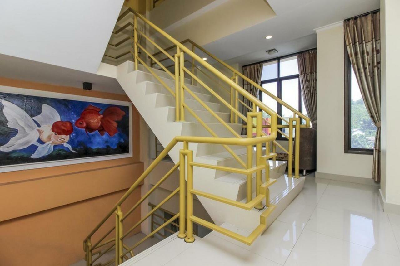 Hotel Reddoorz @ Paal 2 Manado