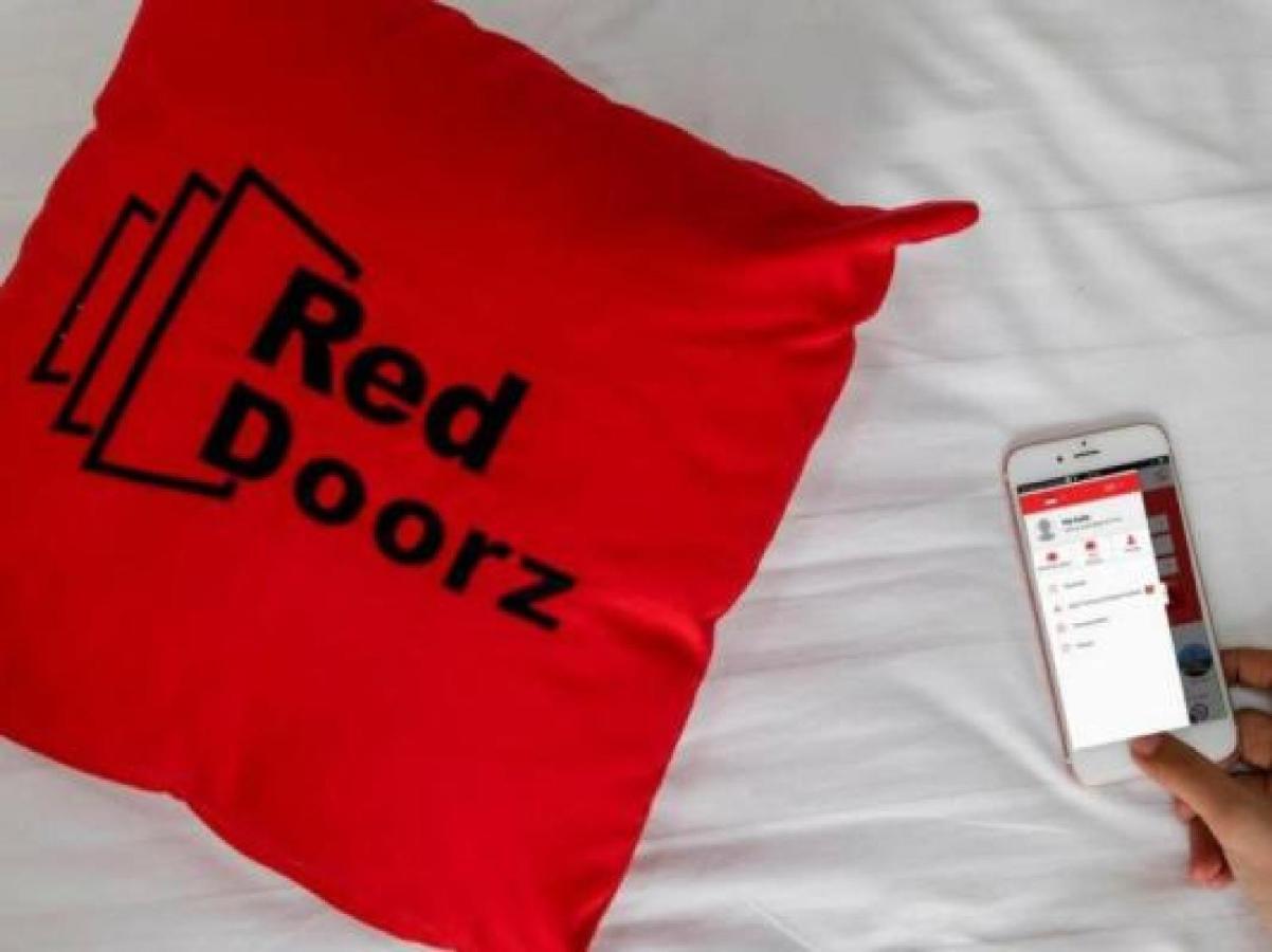 Reddoorz @ Paal 2 2*